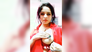 Flawless Desi woman unzips red blouse to impress porn perverts | XXX Video on AllSex.XXX