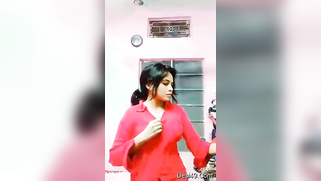 Flawless Desi woman unzips red blouse to impress porn perverts | XXX Video on AllSex.XXX