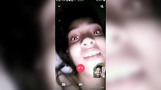 Glamorous Desi girl pampers her self-isolated lover with porn video | XXX Video on AllSex.XXX