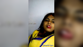 Hot to trot Desi wife with nose piercing has fun in the porn video