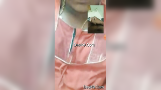 Horny porn creeper calls a Desi woman and jerks off talking with her