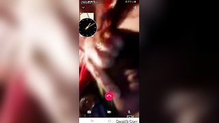 Playful Desi exposes boobs and pussy in the close-up porn video | XXX Video on AllSex.XXX