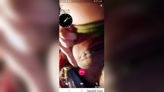 Playful Desi exposes boobs and pussy in the close-up porn video | XXX Video on AllSex.XXX