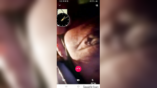 Playful Desi exposes boobs and pussy in the close-up porn video | XXX Video on AllSex.XXX