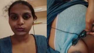 Minx wants Desi men's porn imagination to be focused on her body | XXX Video on AllSex.XXX