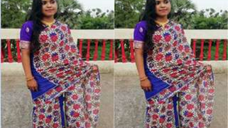 Desi girl takes an example from porn actresses and masturbates staying at home | XXX Video on AllSex.XXX