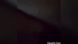 It's quarantine and the Desi lady entertains herself with porn videos | XXX Video on AllSex.XXX