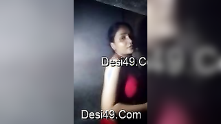 Nice woman proves that Desi females know something about porn | XXX Video on AllSex.XXX