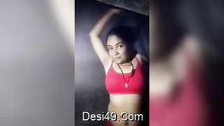 Nice woman proves that Desi females know something about porn | XXX Video on AllSex.XXX