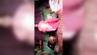 Energetic Desi chick is addicted to dancing and amateur porn videos | XXX Video on AllSex.XXX