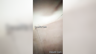 Pretty Desi girl is not ashamed to show off her natural XXX tits | XXX Video on AllSex.XXX