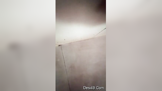 Pretty Desi girl is not ashamed to show off her natural XXX tits | XXX Video on AllSex.XXX