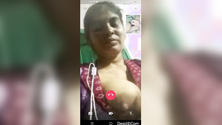 Horny male jerks off watching amateur Desi MILF's webcam XXX show | XXX Video on AllSex.XXX