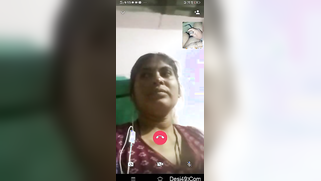 Horny male jerks off watching amateur Desi MILF's webcam XXX show | XXX Video on AllSex.XXX