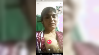 Horny male jerks off watching amateur Desi MILF's webcam XXX show | XXX Video on AllSex.XXX