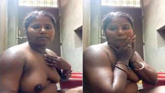 Chubby Desi MILF making hot XXX video of her putting clothes on | XXX Video on AllSex.XXX
