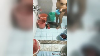 Desi fatty pours water on her nude body in front of the hidden cam | XXX Video on AllSex.XXX