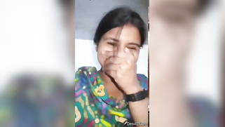 Video XXX call with a cute Desi girl showing and rubbing her twat