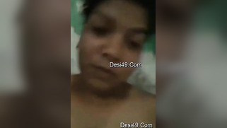 Hot amateur video of cute Desi wife demonstrating her XXX boobs | XXX Video on AllSex.XXX