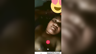 Mature Desi bitch teases her wet XXX pussy in close-up webcam show | XXX Video on AllSex.XXX