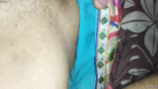 Aroused male XXX sticks cucumber into Desi wife's pussy before sex | XXX Video on AllSex.XXX