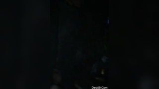 Desi village girl washes her slender body in front of XXX camera | XXX Video on AllSex.XXX