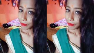 Desi webcam model teases with her cute XXX boobs during video call