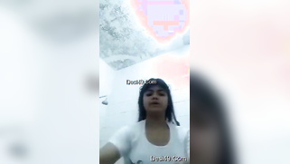 Teen Desi cutie makes XXX video showing off her big bouncing tits | XXX Video on AllSex.XXX