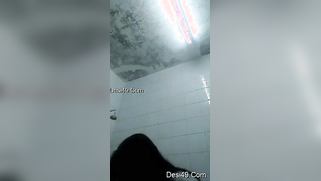 Teen Desi cutie makes XXX video showing off her big bouncing tits | XXX Video on AllSex.XXX