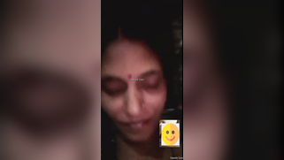 Amateur Desi whore makes online clients horny showing her XXX tits | XXX Video on AllSex.XXX