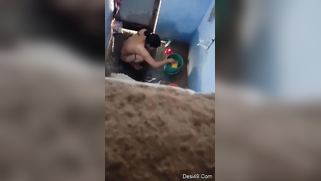 Desi chick takes a shower and knows nothing about hidden XXX cam | XXX Video on AllSex.XXX