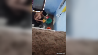 Desi chick takes a shower and knows nothing about hidden XXX cam | XXX Video on AllSex.XXX