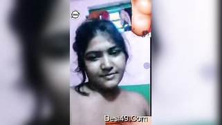 Lustful nude Desi MILF touches her boobs and gets ready for XXX | XXX Video on AllSex.XXX