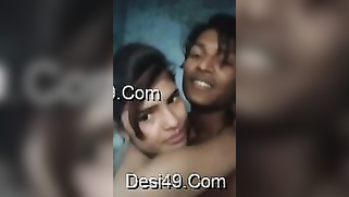 Boyfriend XXX caresses and hugs his cute Desi babe in amateur vid