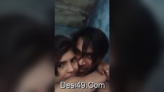 Boyfriend XXX caresses and hugs his cute Desi babe in amateur vid | XXX Video on AllSex.XXX