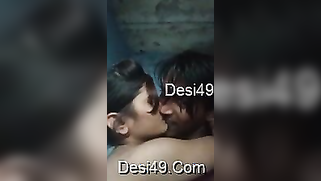 Boyfriend XXX caresses and hugs his cute Desi babe in amateur vid | XXX Video on AllSex.XXX