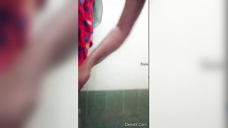 Desi mature with glasses XXX washes her hairy twat for the camera | XXX Video on AllSex.XXX