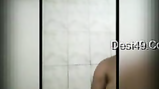 Smiling Desi hottie shows her hot XXX bathing for webcam lovers | XXX Video on AllSex.XXX