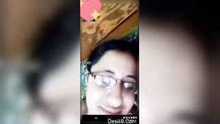 Amateur webcam whore with glasses XXX demonstrates her hairy cunt | XXX Video on AllSex.XXX