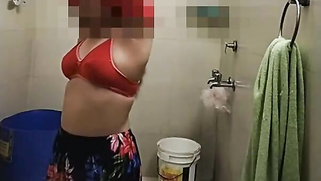 Sassy Desi MILF has no shame XXX recording herself bathing nude | XXX Video on AllSex.XXX