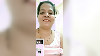 Emotional Desi mature smiles when XXX showing her natural breasts | XXX Video on AllSex.XXX