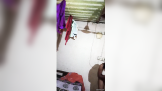 Dude makes amateur XXX video of Desi chick putting her clothes on | XXX Video on AllSex.XXX