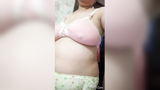 Desi mom in cute lingerie puts bra off to XXX tease with her boobs