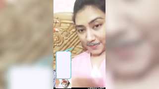 Shameless Desi MILF demonstrates cute XXX boobs for webcam show | XXX Video on AllSex.XXX