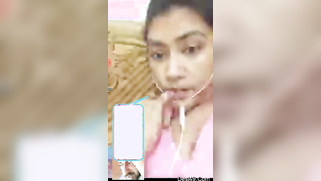 Shameless Desi MILF demonstrates cute XXX boobs for webcam show | XXX Video on AllSex.XXX