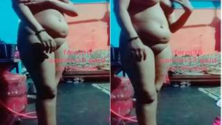 All nude Desi MILF poses for amateur camera revealing her XXX body | XXX Video on AllSex.XXX