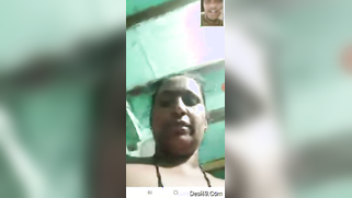 Experienced Desi webcam model pleases a guy with her big XXX boobs | XXX Video on AllSex.XXX