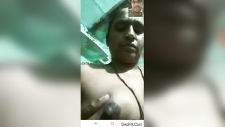 Experienced Desi webcam model pleases a guy with her big XXX boobs | XXX Video on AllSex.XXX