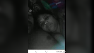 Desi village couple posing for XXX webcam show ready to have sex | XXX Video on AllSex.XXX