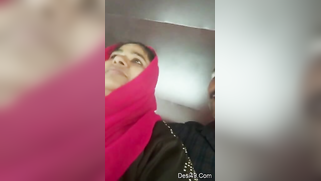 Dude seduces cute Desi auntie to have hot XXX for amateur camera | XXX Video on AllSex.XXX